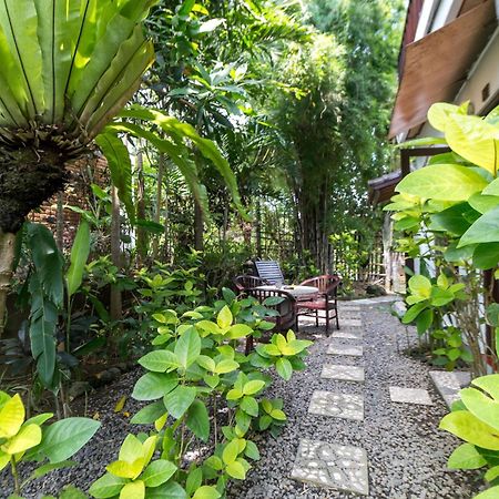 Tropical Bali Hotel Sanur Værelse billede